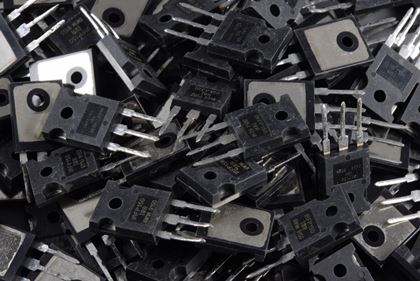 various-100x IRFP150 MOSFET transistors